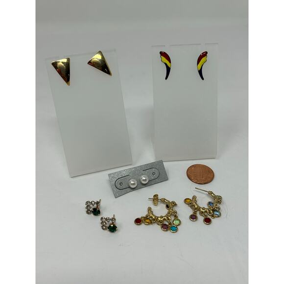 Lot 5 Vintage Stud Earrings Costume Jewelry Tiny Art Deco Boho Gold Tone - Picture 1 of 4